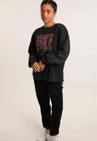 VINTAGE NIKE PRINTED SPELL OUT SWEATSHIRT