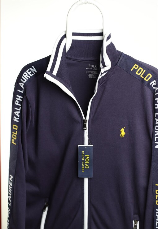 garment image