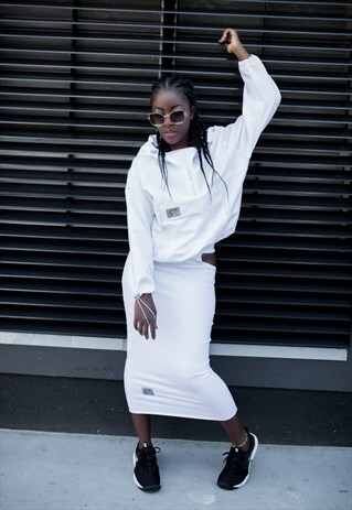 WHITE MIDI CUT SKIRT