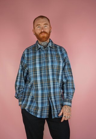 VINTAGE 1990S OVERSIZED BLUE FLANNEL SHIRT