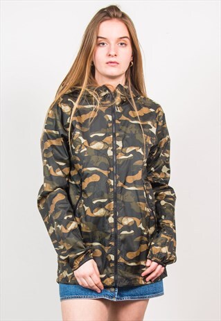 NIKE VINTAGE 90'S GREEN CAMO PRINT WINDBREAKER JACKET