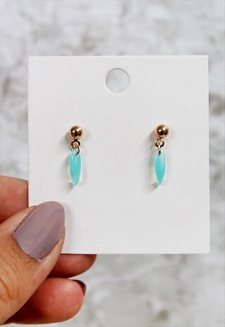 TURQUOISE TEARDROP GOLDEN STUDS