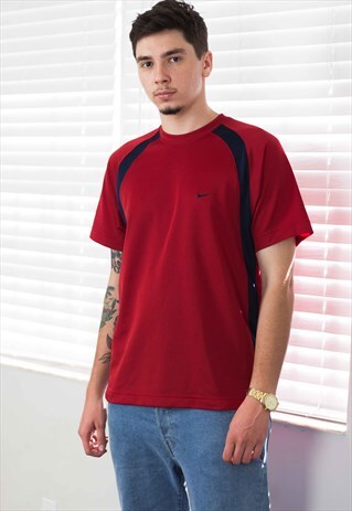 VINTAGE NIKE T-SHIRT LOGO 90S L 5.9