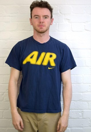VINTAGE 90'S NIKE T-SHIRT