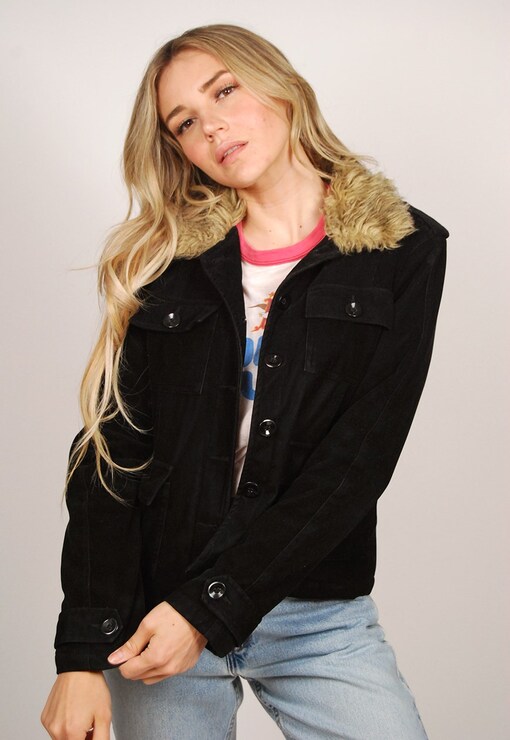 garment image
