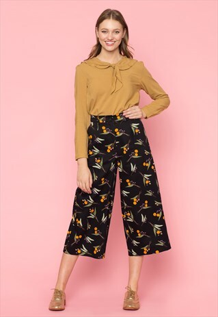 GOLD BUTTON UP RUFFLE COLLAR TOP