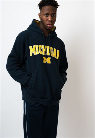VINTAGE MICHIGAN COLLEGE HOODIE