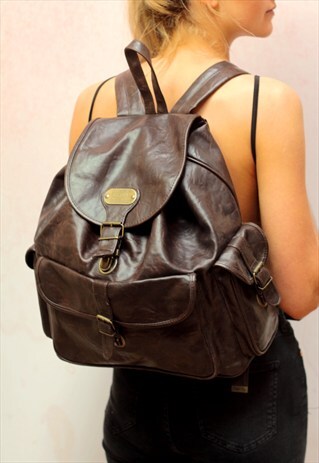 1980S VINTAGE RICH GOLDEN BROWN REAL LEATHER BACKPACK