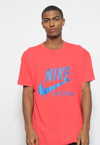 VINTAGE NIKE T-SHIRT