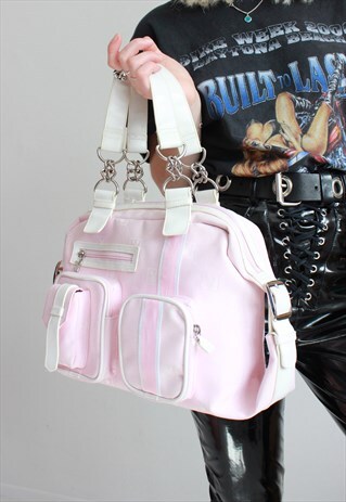 VINTAGE 90S/Y2K BABY PINK PLAYBOY HANDBAG/TRAVEL BAG