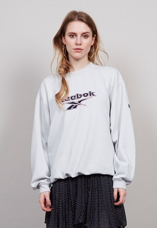 VINTAGE CLASSIC OVERSIZED 90'S REEBOK SWEATER