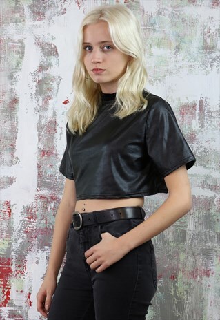 CROP TOP IN BLACK LEATHER LOOK FABRIC WITH VELVET NECK