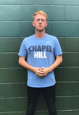 VINTAGE NIKE T SHIRT