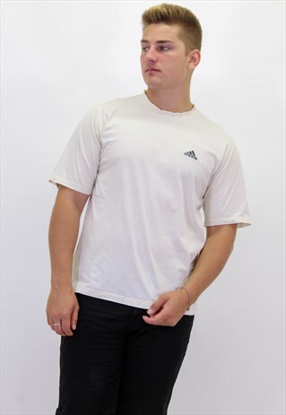 VINTAGE ADIDAS T-SHIRT