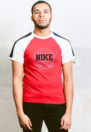 VINTAGE NIKE T-SHIRT