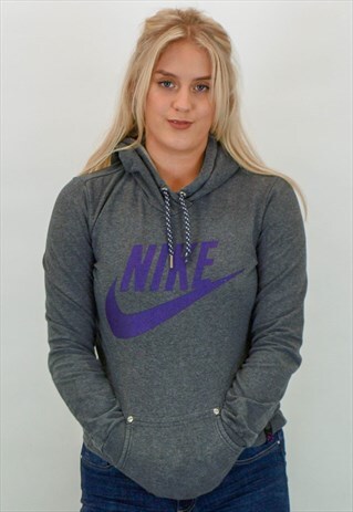 VINTAGE NIKE HOODIE