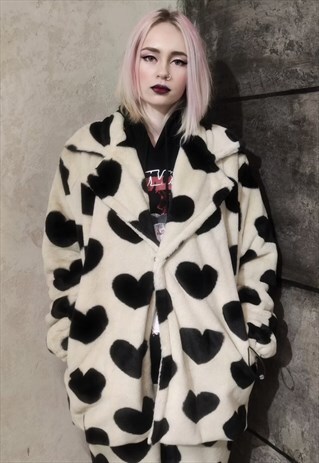 HEART FLEECE JACKET HANDMADE FAUXFUR HEART TRENCH COAT CREAM