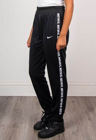 90'S NIKE TAPE LOGO BLACK TRACKSUIT TROUSERS BOTTOMS