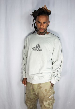 ADIDAS EMBROIDED VINTAGE SWEATSHIRT