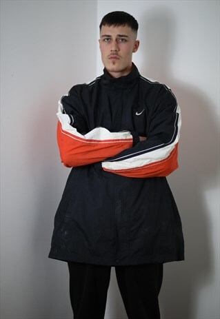 VINTAGE NIKE WINDBREAKER JACKET