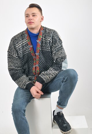 VINTAGE KNITWEAR WINTER CARDIGAN