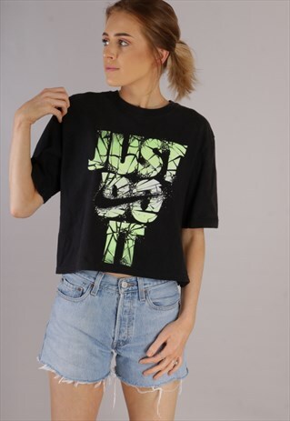 VINTAGE NIKE CROP TOP BLACK Z482