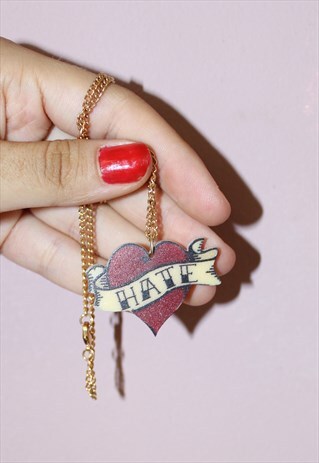 60'S STYLE ROCKABILLY HATE LOVE HEART NECKLACE