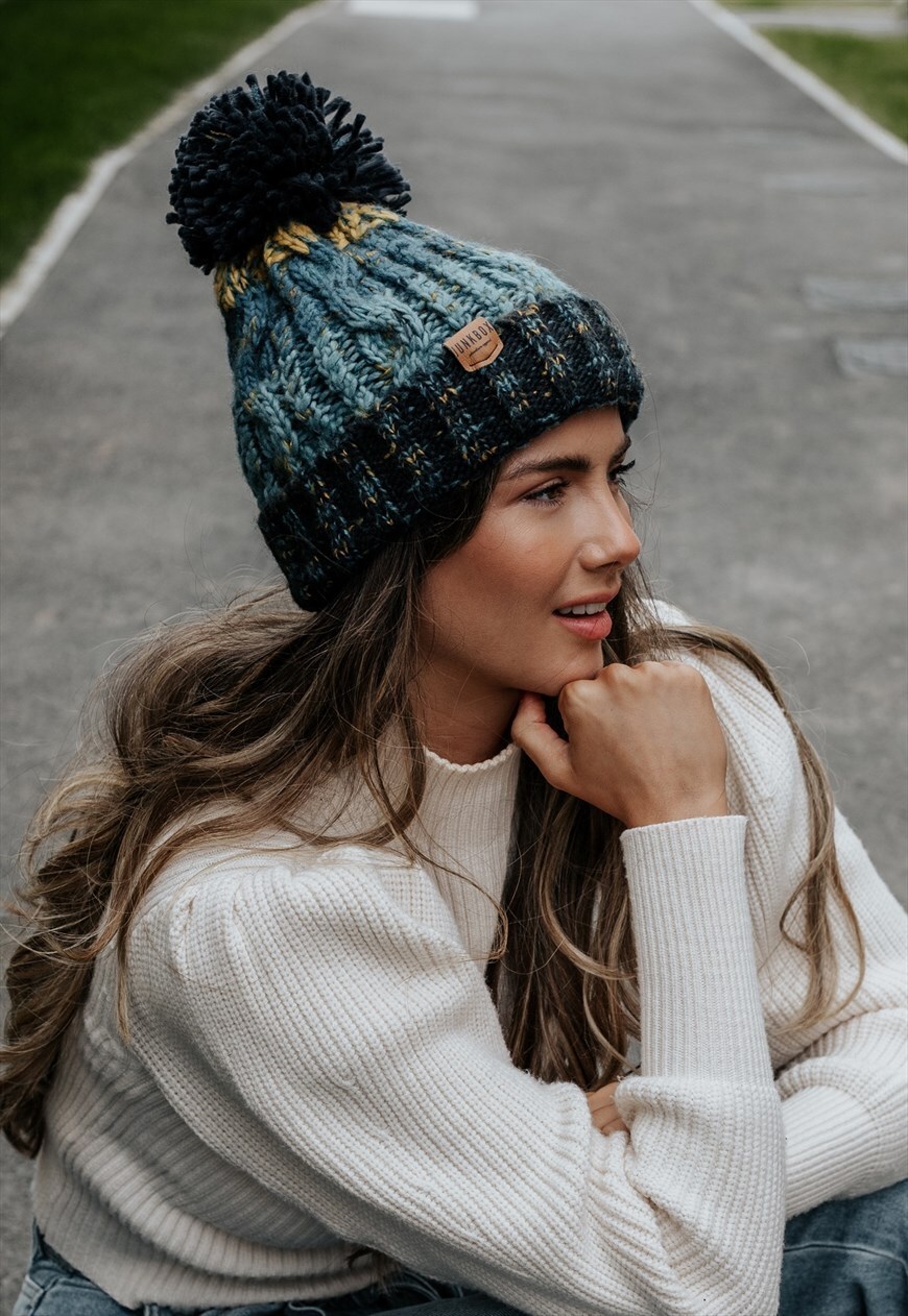 junkbox bobble hat