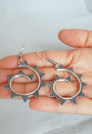 INDIAN ANTIQUE SILVER LOOK EVENING EARRINGS