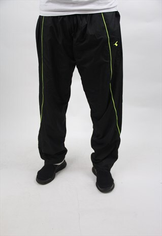 VINTAGE DIADORA BLACK SHELL TRACKSUIT BOTTOMS