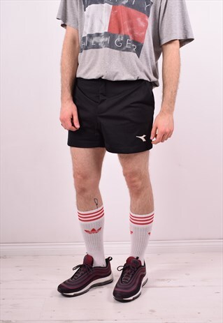 DIADORA MENS VINTAGE SHORTS W32 BLACK 90S