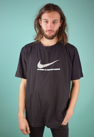 VINTAGE 90'S NIKE T-SHIRT