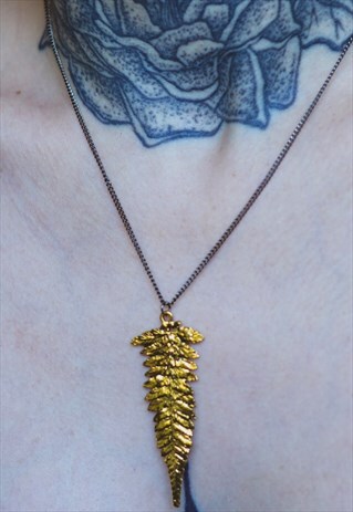 WINTER'S FOREST FERN LEAF NECKLACE GOLD