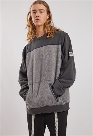 VINTAGE NIKE SWEATSHIRT