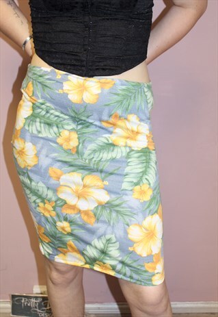 PRETTY DISTURBIA HAWAIIAN FLORAL PRINT SKIRT