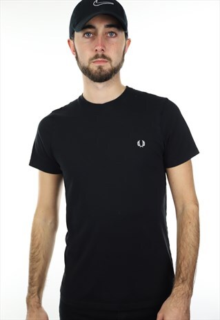 VINTAGE FRED PERRY SMALL LOGO T SHIRT TEE