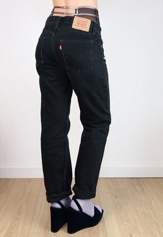 VINTAGE 90'S LEVI'S 521 W 32/ L 30 BLACK DENIM JEANS