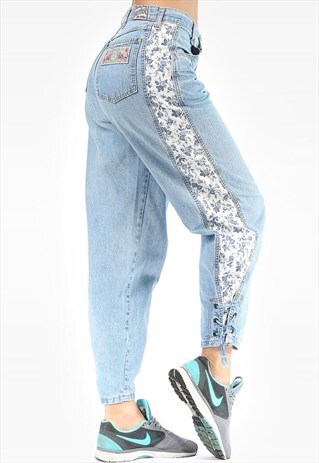 RESERVED TAPERED MOM JEANS FLORAL INLAYS