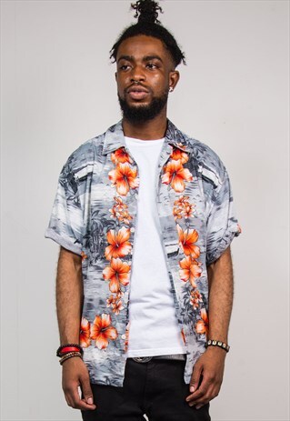 VINTAGE 90'S HAWAIIAN GREY FLORAL PATTERN SHORT SLEEVE SHIRT