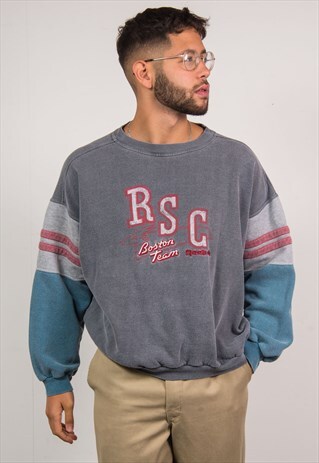 VINTAGE REEBOK SWEATSHIRT