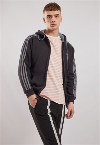 VINTAGE ADIDAS ZIP-UP HOODIE