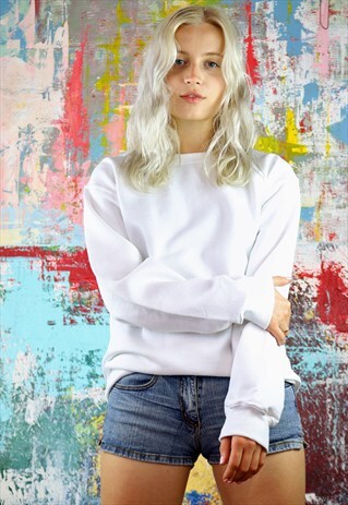 SWEATSHIRT IN CLEAN WHITE