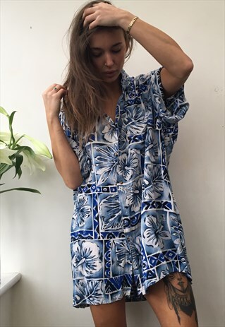 PATTERNED ABSTRACT OVERSIZED VINTAGE UNISEX FESTIVAL SHIRT.