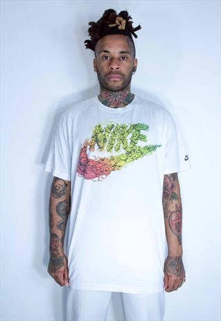 NIKE VINTAGE T SHIRT