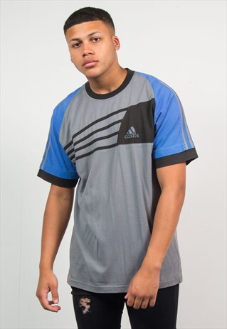 VINTAGE ADIDAS T-SHIRT