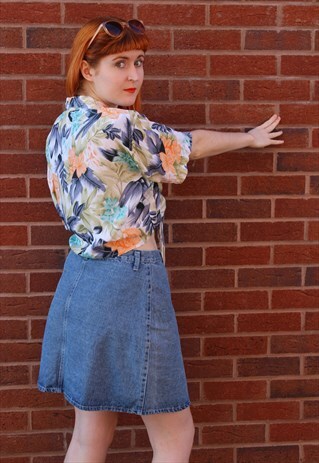 VINTAGE 80'S GREEN BLUE & ORANGE HAWAIIAN PRINT CROP TOP