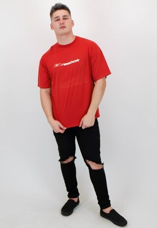 VINTAGE REEBOK T-SHIRT