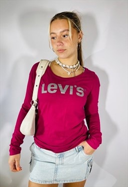 Vintage Y2K Levi's Size S Long Sleeve T-Shirt in Pink