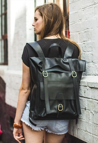 LEATHER BACKPACK IN BLACK WITH ROLL TOP