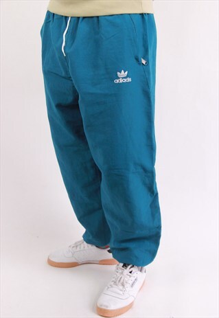 VINTAGE ADIDAS SHELL TROUSERS